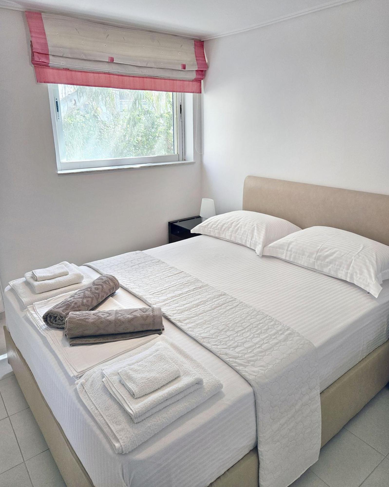 Lagonisi Beach House Kalivia Thorikou 객실 사진
