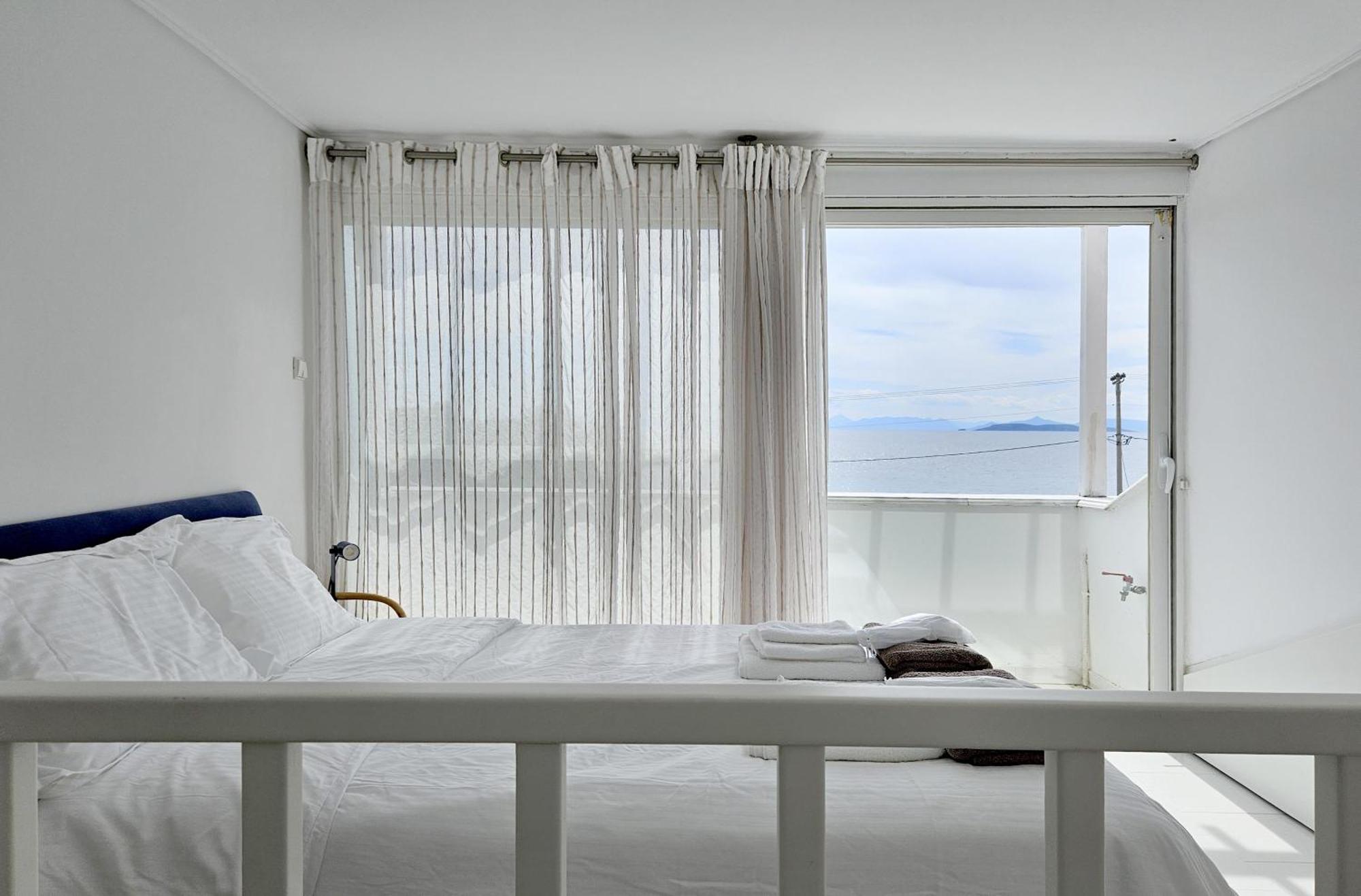 Lagonisi Beach House Kalivia Thorikou 외부 사진
